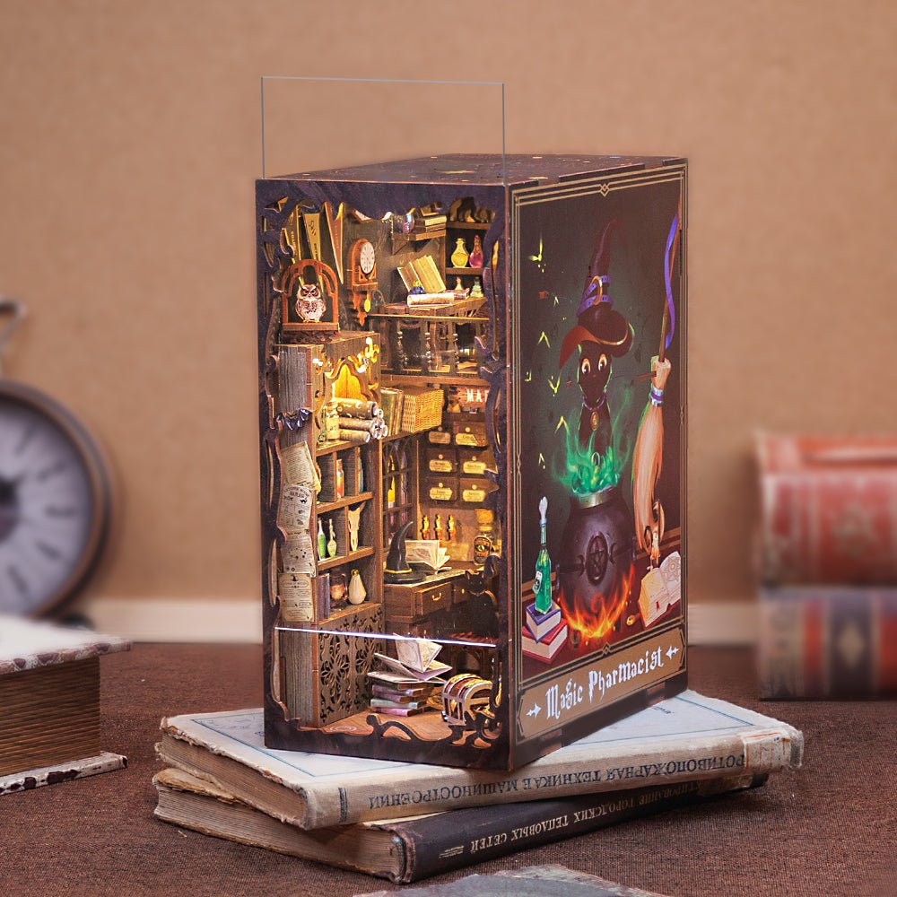 DIY Book Nook - Magic Pharmacist