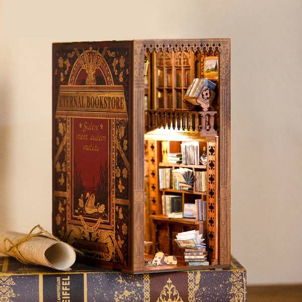 DIY Book Nook - The Bookstore
