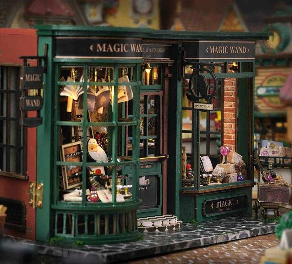 DIY Dollhouse - Magic House with Dust Cover